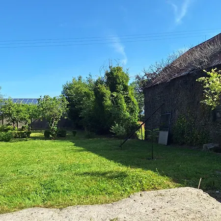 Le Petit Chateau Nyaraló Saint-Cyr-en-Pail