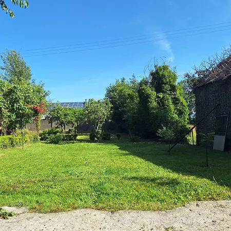 Nyaraló Le Petit Chateau Saint-Cyr-en-Pail