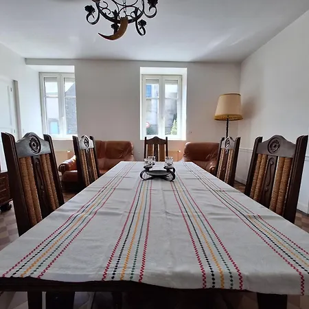 Le Petit Chateau *